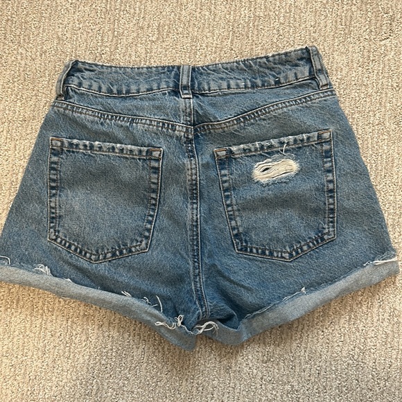 Mom jean shorts - Picture 2 of 4